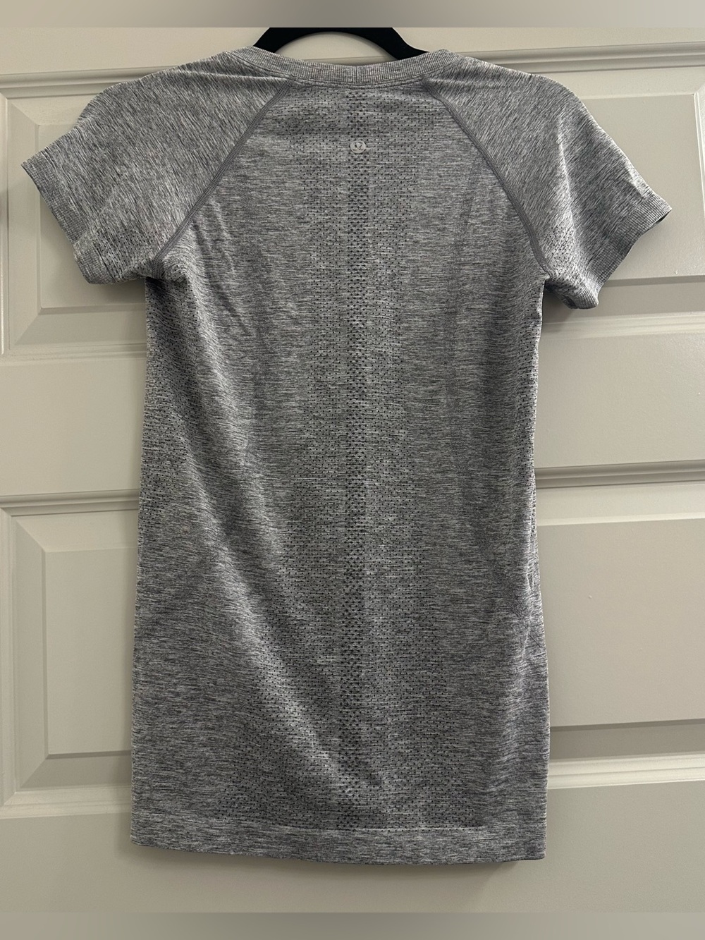 Lululemon Swiftly Tech Short Sleeve - Picture 2 of 4